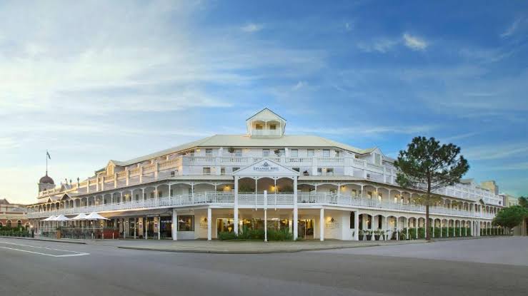 pet-friendly pub in busselton