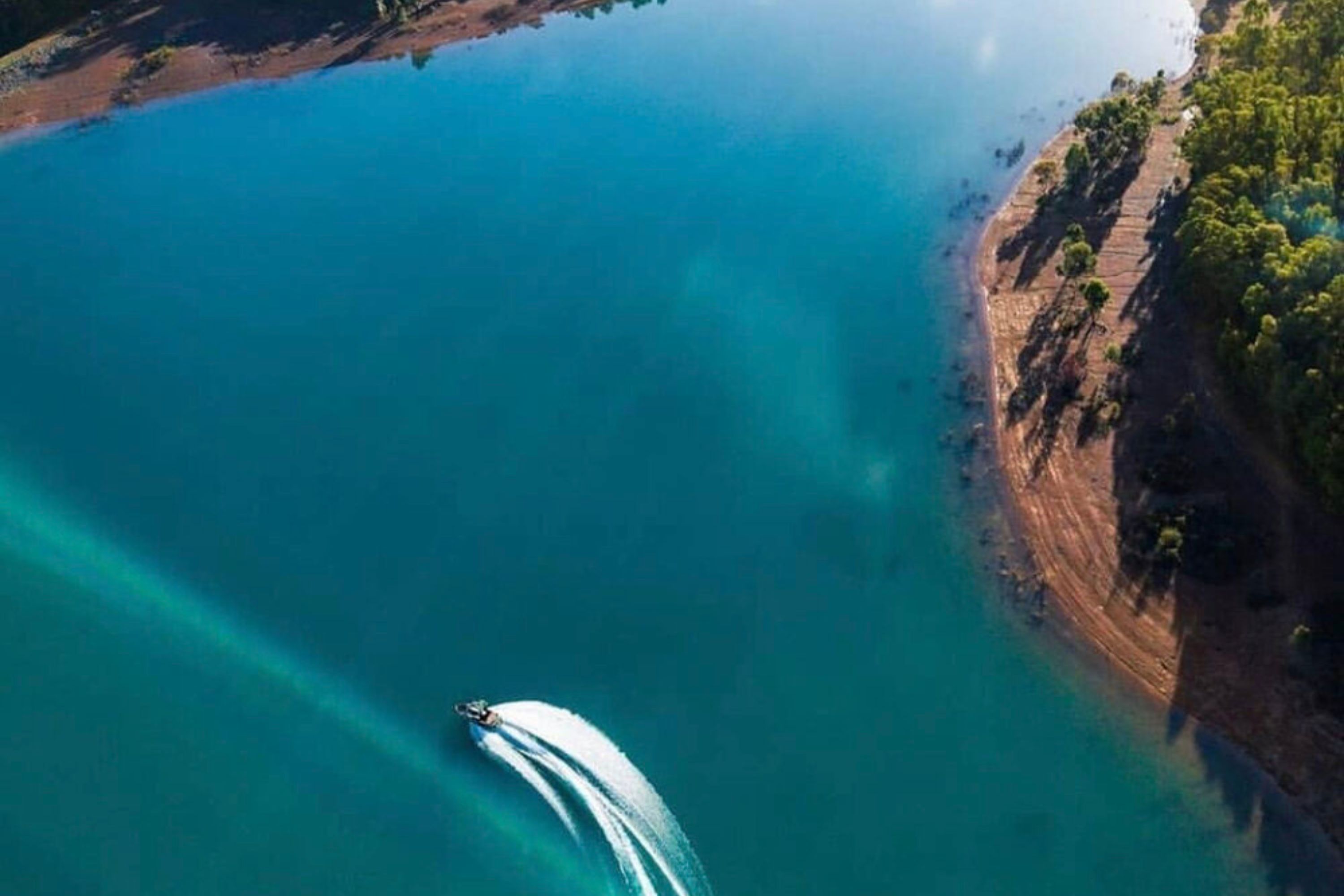 Boat of Campers in Lake Brockman